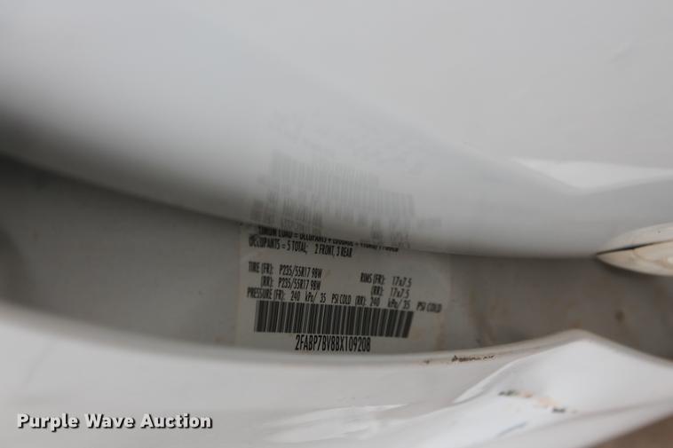 image for item DD1408 2011 Ford Crown Victoria Police Interceptor