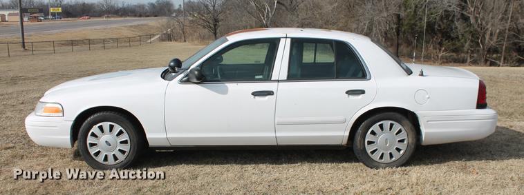 image for item DD1409 2006 Ford Crown Victoria Police Interceptor