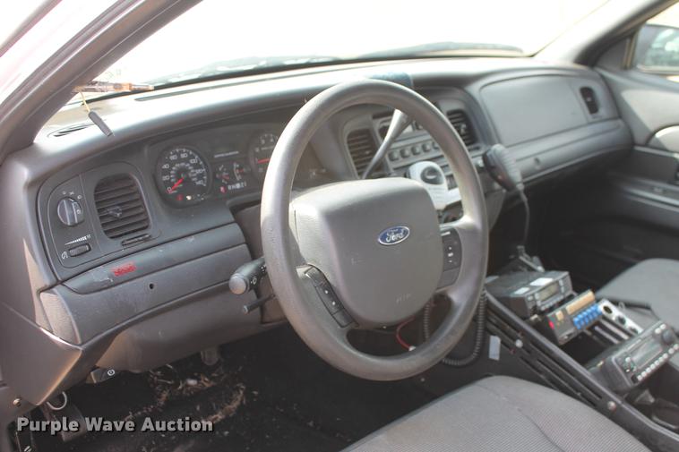 image for item DD1409 2006 Ford Crown Victoria Police Interceptor