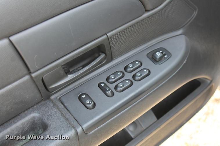 image for item DD1410 2004 Ford Crown Victoria Police Interceptor