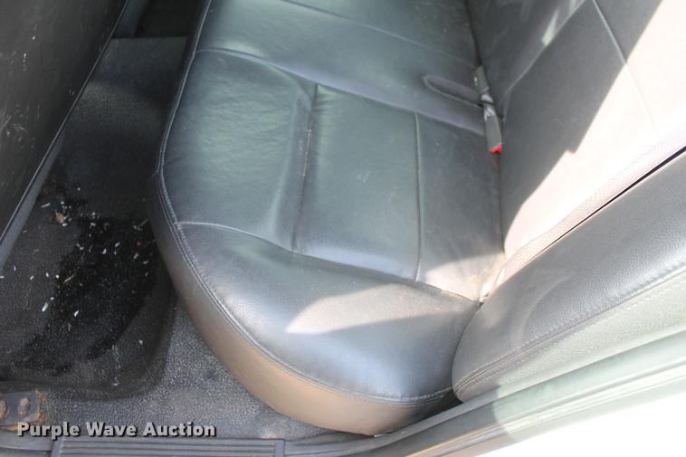 image for item DD1410 2004 Ford Crown Victoria Police Interceptor