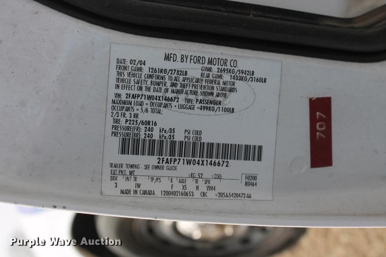 image for item DD1410 2004 Ford Crown Victoria Police Interceptor