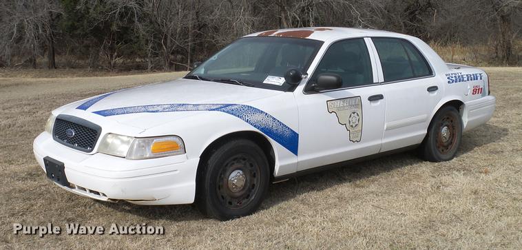image for item DD1411 2005 Ford Crown Victoria Police Interceptor