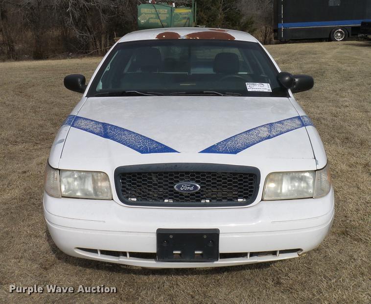 image for item DD1411 2005 Ford Crown Victoria Police Interceptor