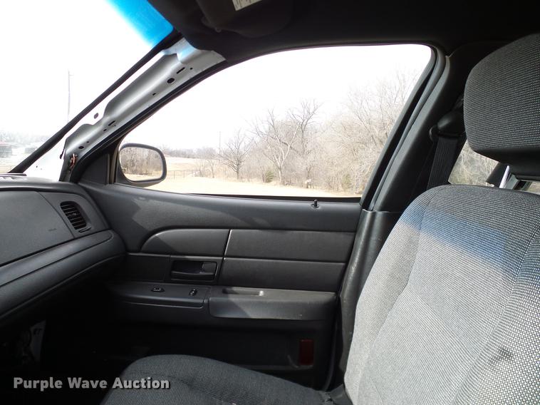 image for item DD1411 2005 Ford Crown Victoria Police Interceptor