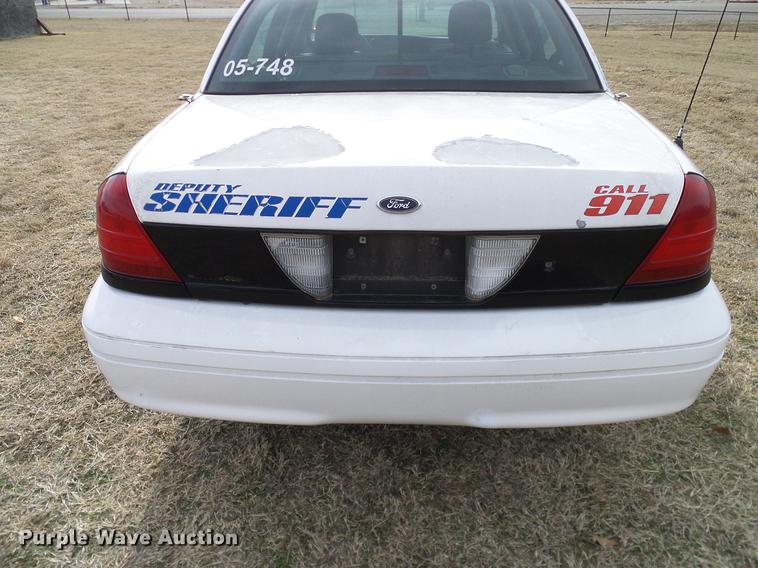 image for item DD1411 2005 Ford Crown Victoria Police Interceptor