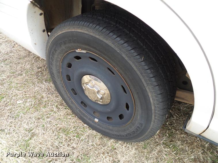 image for item DD1411 2005 Ford Crown Victoria Police Interceptor