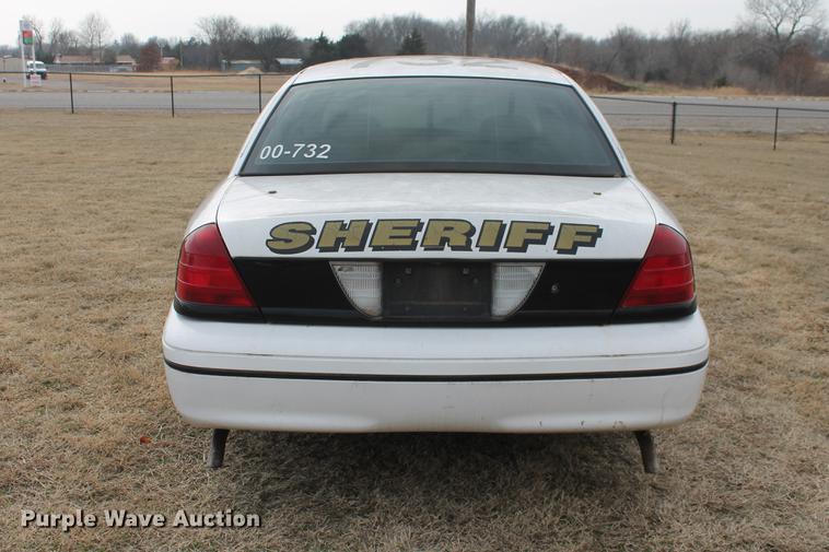 image for item DD1412 2000 Ford Crown Victoria Police Interceptor