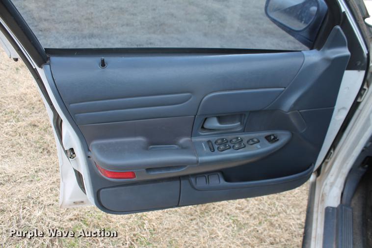 image for item DD1412 2000 Ford Crown Victoria Police Interceptor