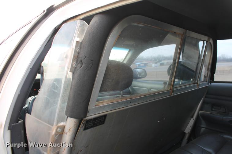 image for item DD1412 2000 Ford Crown Victoria Police Interceptor