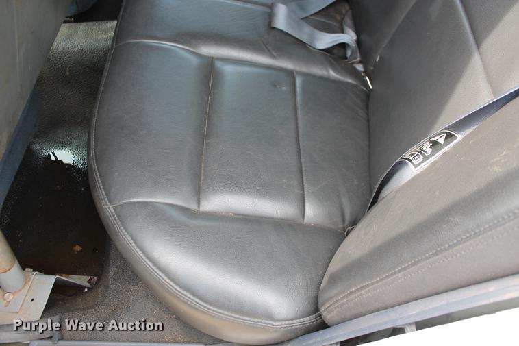 image for item DD1412 2000 Ford Crown Victoria Police Interceptor