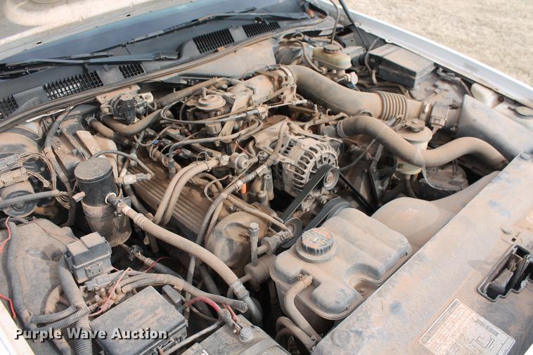 image for item DD1412 2000 Ford Crown Victoria Police Interceptor