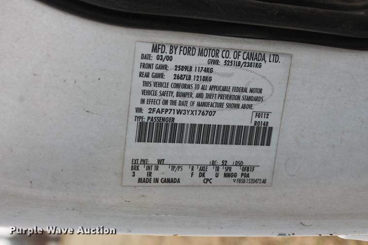 image for item DD1412 2000 Ford Crown Victoria Police Interceptor