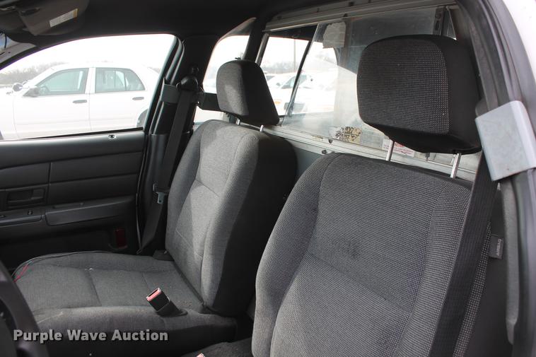 image for item DD1413 2005 Ford Crown Victoria Police Interceptor