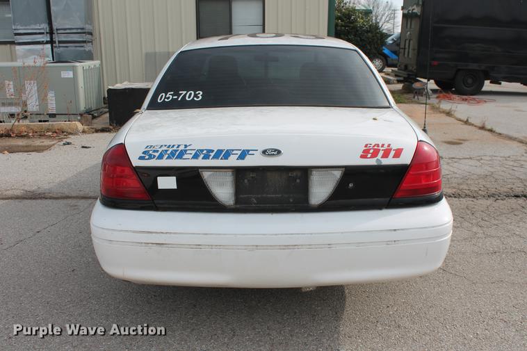 image for item DD1414 2005 Ford Crown Victoria Police Interceptor