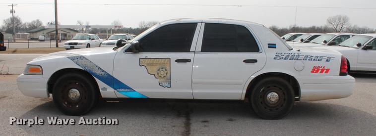 image for item DD1414 2005 Ford Crown Victoria Police Interceptor