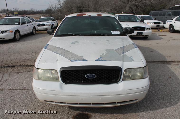 image for item DD1414 2005 Ford Crown Victoria Police Interceptor