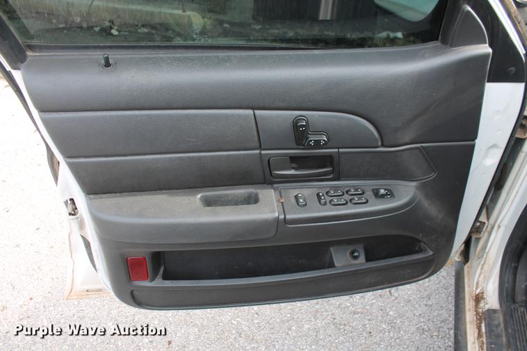 image for item DD1414 2005 Ford Crown Victoria Police Interceptor