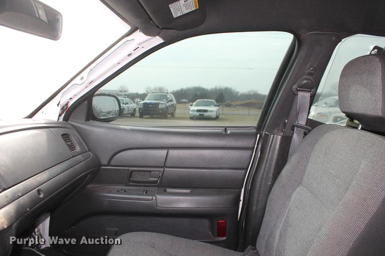image for item DD1414 2005 Ford Crown Victoria Police Interceptor