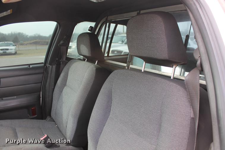 image for item DD1414 2005 Ford Crown Victoria Police Interceptor