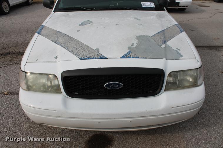 image for item DD1414 2005 Ford Crown Victoria Police Interceptor