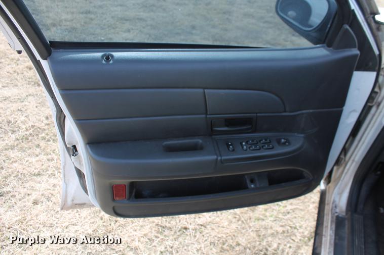 image for item DD1415 2003 Ford Crown Victoria Police Interceptor