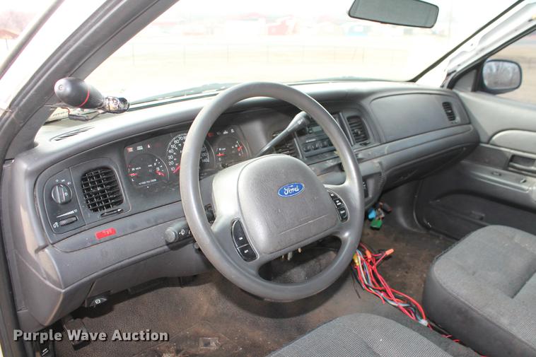 image for item DD1415 2003 Ford Crown Victoria Police Interceptor