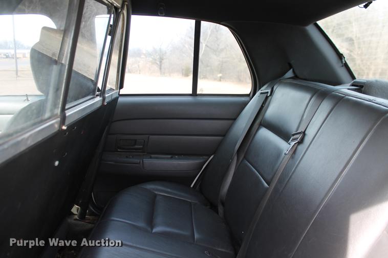 image for item DD1415 2003 Ford Crown Victoria Police Interceptor