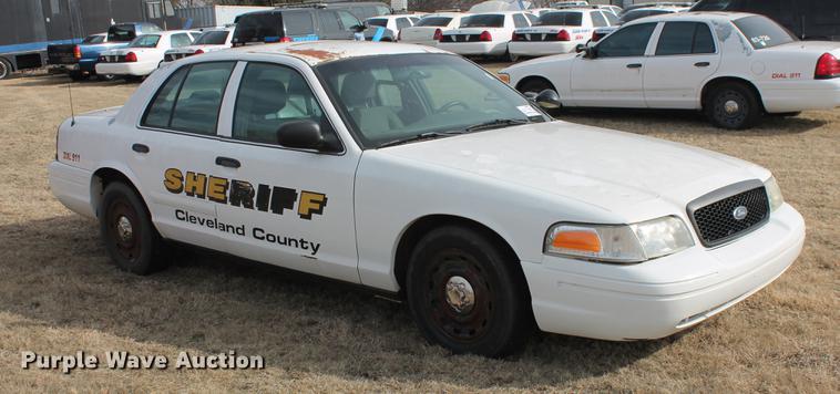 image for item DD1417 2005 Ford Crown Victoria Police Interceptor