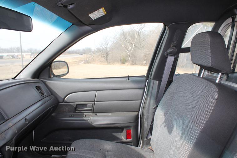 image for item DD1417 2005 Ford Crown Victoria Police Interceptor