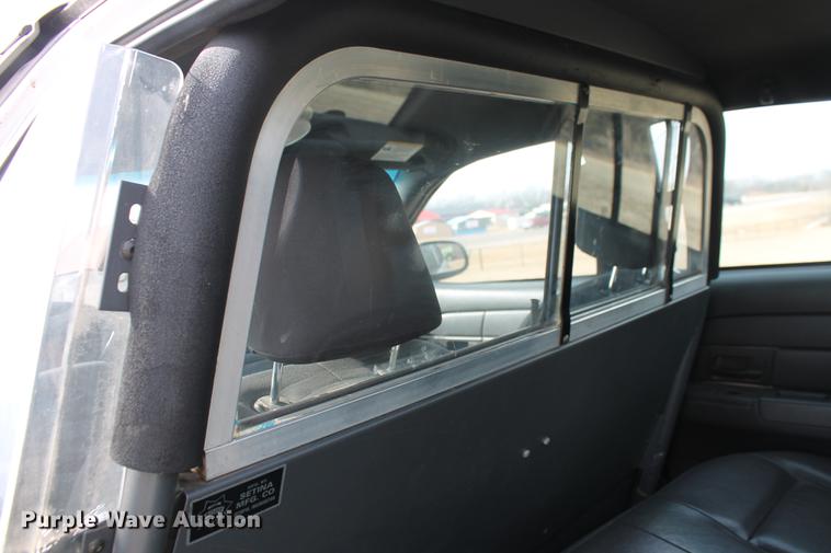 image for item DD1417 2005 Ford Crown Victoria Police Interceptor