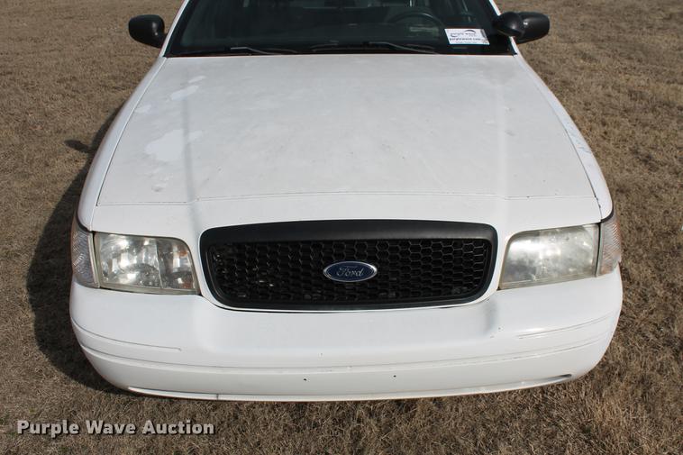 image for item DD1417 2005 Ford Crown Victoria Police Interceptor