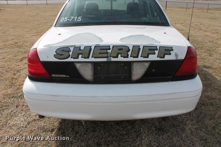 image for item DD1417 2005 Ford Crown Victoria Police Interceptor