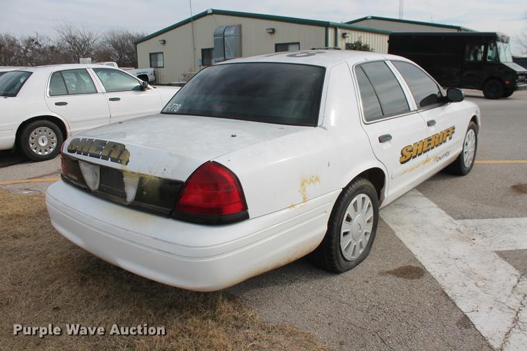 image for item DD1418 2007 Ford Crown Victoria Police Interceptor