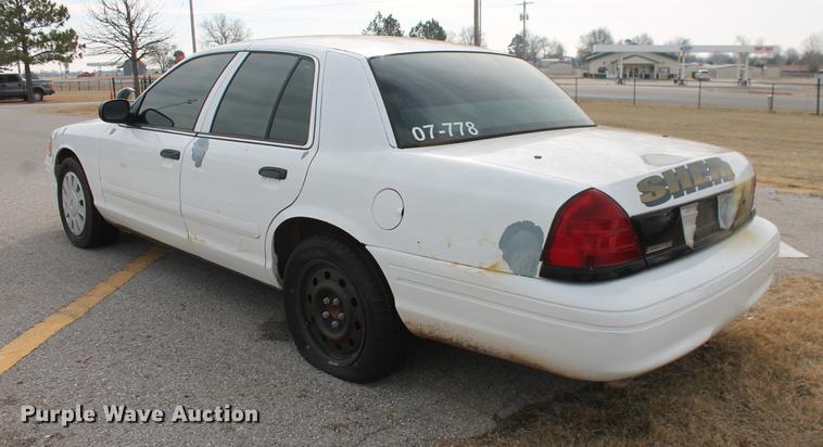 image for item DD1418 2007 Ford Crown Victoria Police Interceptor