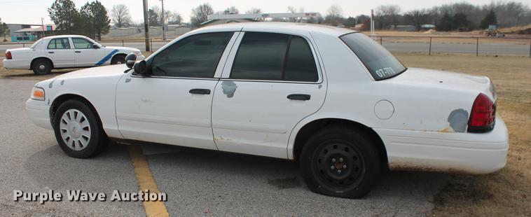 image for item DD1418 2007 Ford Crown Victoria Police Interceptor