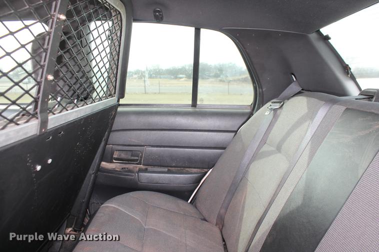 image for item DD1418 2007 Ford Crown Victoria Police Interceptor