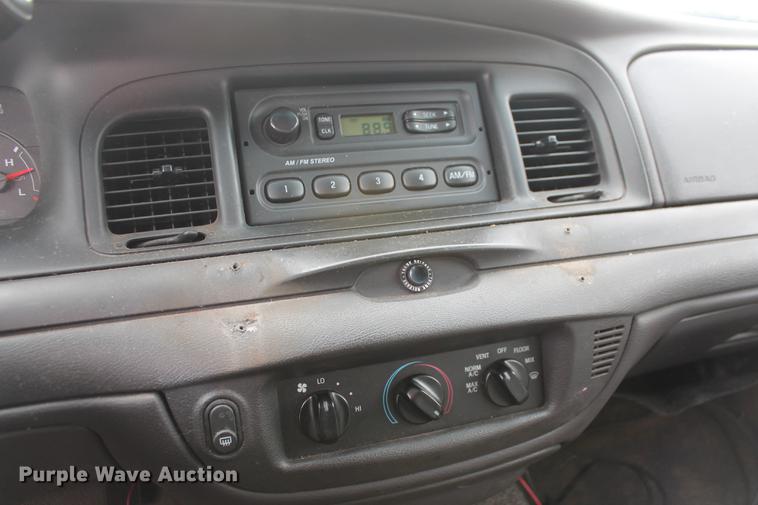 image for item DD1419 2003 Ford Crown Victoria Police Interceptor