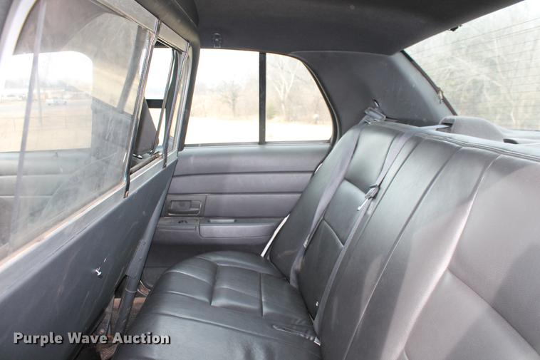 image for item DD1419 2003 Ford Crown Victoria Police Interceptor