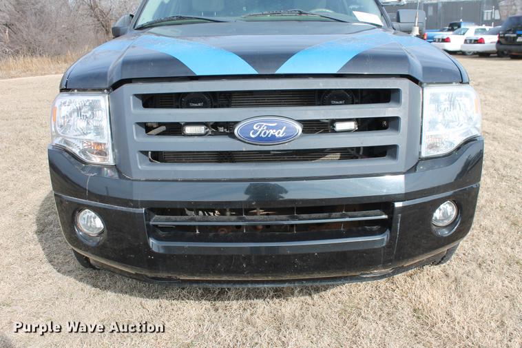 image for item DD1420 2010 Ford Expedition XLT SUV