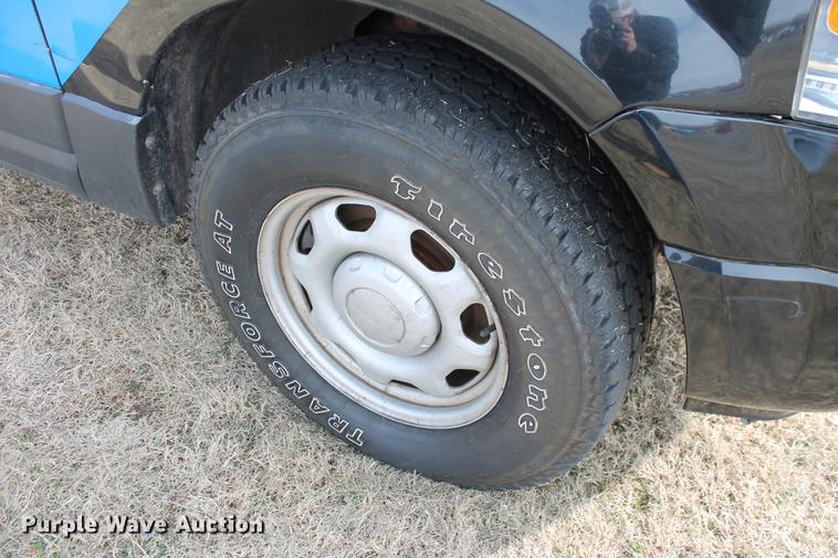 image for item DD1420 2010 Ford Expedition XLT SUV