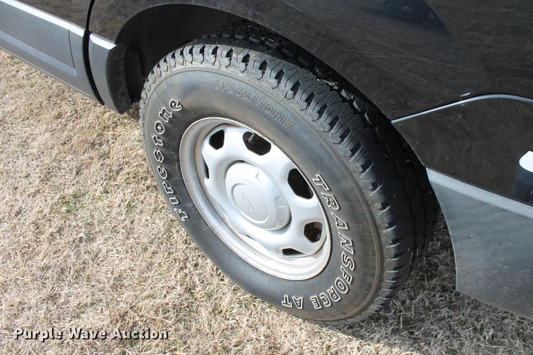 image for item DD1420 2010 Ford Expedition XLT SUV