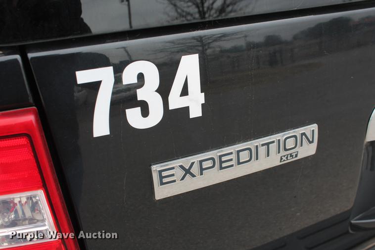 image for item DD1422 2010 Ford Expedition XLT SUV