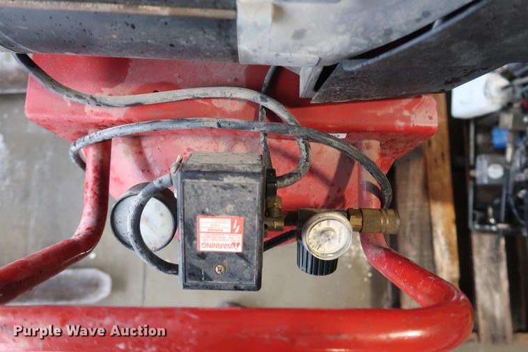 image for item DF3500 Coleman Powermate air compressor