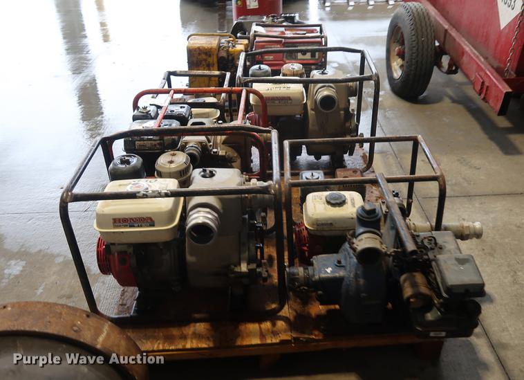 image for item DF3502 (6) water pumps