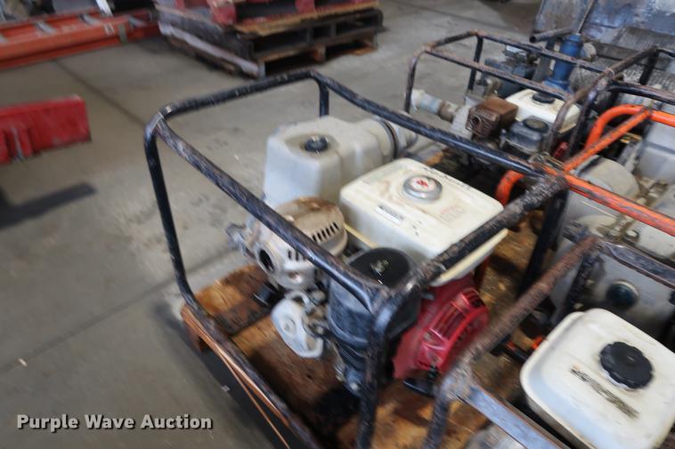 image for item DF3502 (6) water pumps