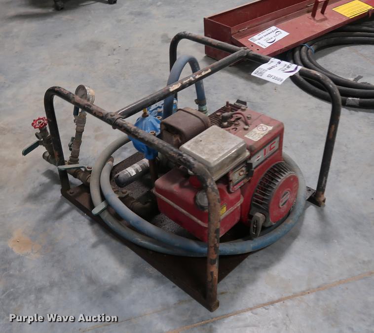 image for item DF3509 Briggs & Stratton water line test pump