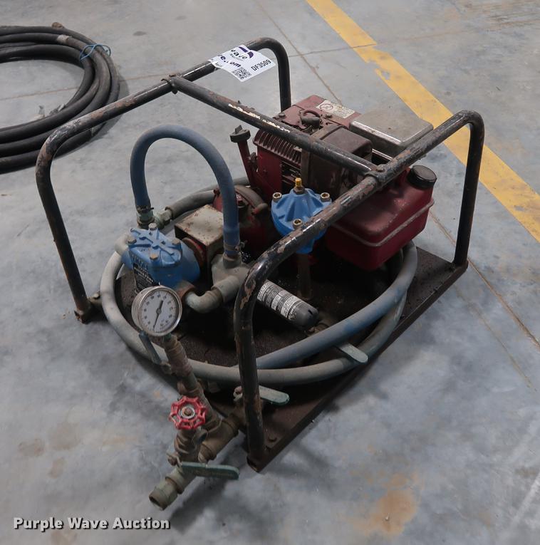 image for item DF3509 Briggs & Stratton water line test pump