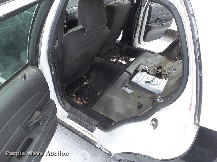 image for item DZ9186 2007 Ford Crown Victoria Police Interceptor