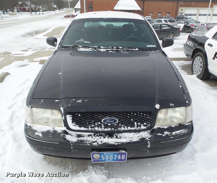image for item DZ9187 2003 Ford Crown Victoria Police Interceptor